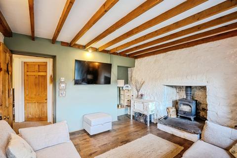 undefined, Long Row, Llanelly Hill, ABERGAVENNY