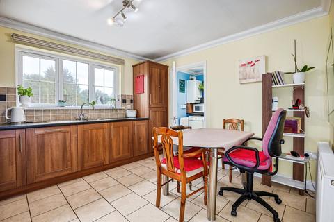 4 bedroom detached house for sale, Clos Yr Afon, AMMANFORD