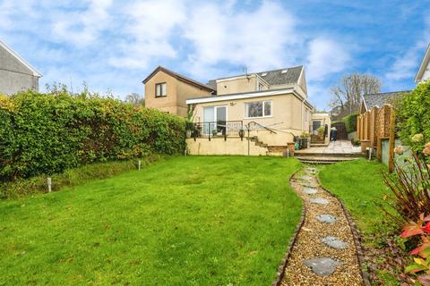 4 bedroom semi-detached house for sale, Victoria Road, Waunarlwydd, SWANSEA