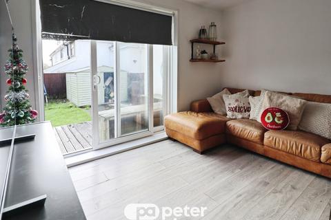 undefined, Heol Merlin, Llanishen, Cardiff