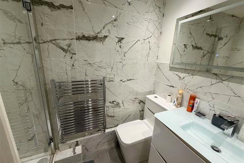 2 bedroom apartment to rent, Knyveton Road, Bournemouth, Dorset, BH1