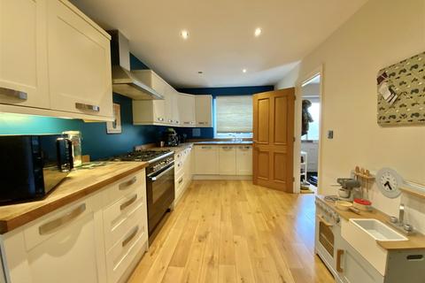 3 bedroom terraced house for sale, Blenheim Mews, Stony Stratford, Milton Keynes