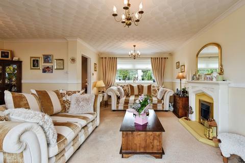 4 bedroom detached house for sale, Harlech Drive, MERTHYR TYDFIL