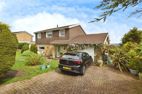 4 bedroom detached house for sale, Harlech Drive, MERTHYR TYDFIL