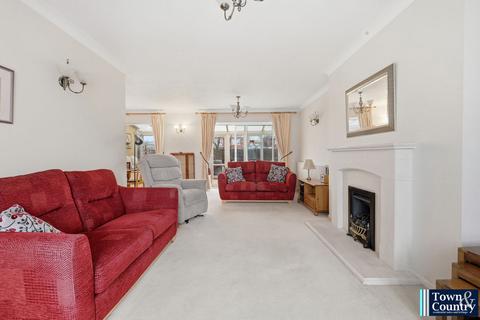 3 bedroom house for sale, Richard Avenue, Brightlingsea, Colchester, CO7