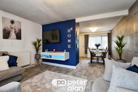 Rowan Place, Rhymney, Tredegar