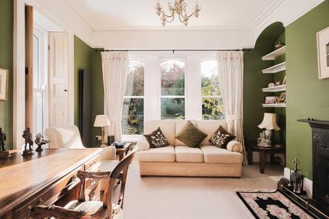 4 bedroom semi-detached house for sale, New Dixton Road, Monmouth