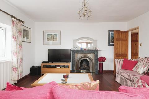 4 bedroom detached house for sale, The Kymin, MONMOUTH