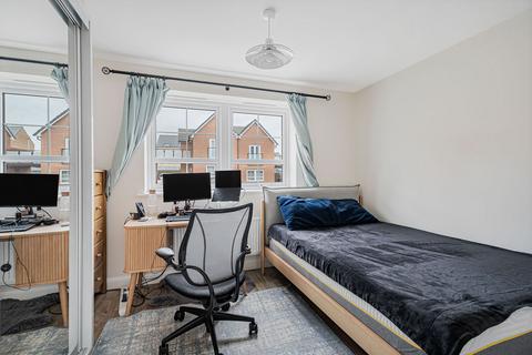 1 bedroom semi-detached house for sale, Lithgows Avenue, Brooklands, Milton Keynes