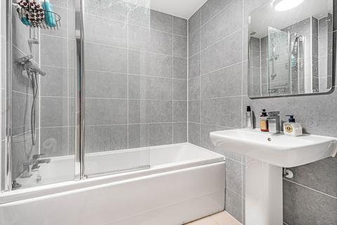 1 bedroom semi-detached house for sale, Lithgows Avenue, Brooklands, Milton Keynes