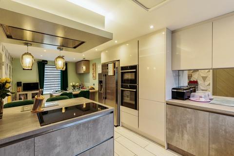 4 bedroom detached house for sale, Douglas Avenue, Wesham, Preston, PR4