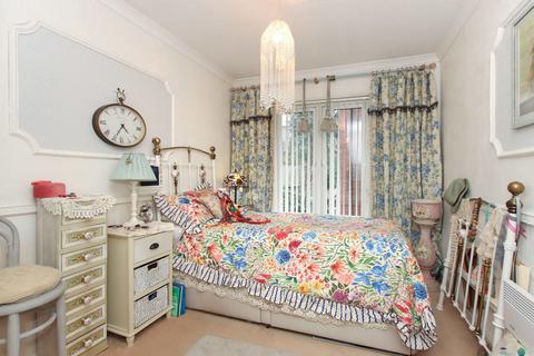 1 bedroom apartment for sale, Cowper Road, Berkhamsted