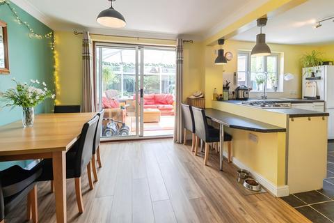 4 bedroom detached house for sale, Snowdrop Lane, Rogerstone, Newport