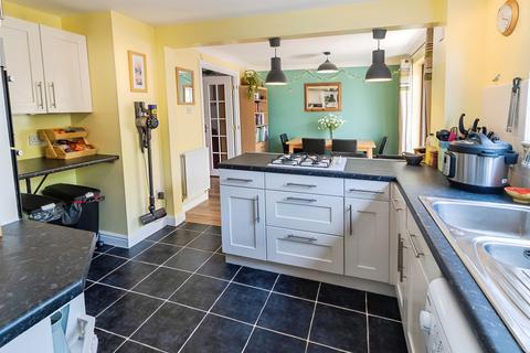 4 bedroom detached house for sale, Snowdrop Lane, Rogerstone, Newport