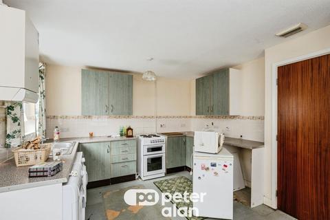 undefined, Heol Heddwch, Seven Sisters, Neath