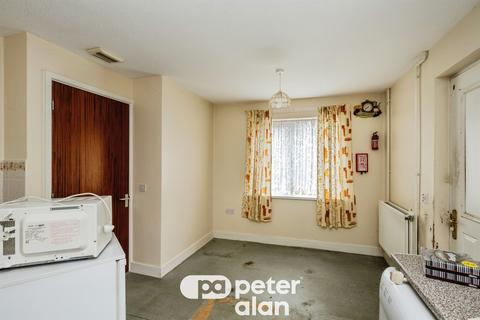 undefined, Heol Heddwch, Seven Sisters, Neath