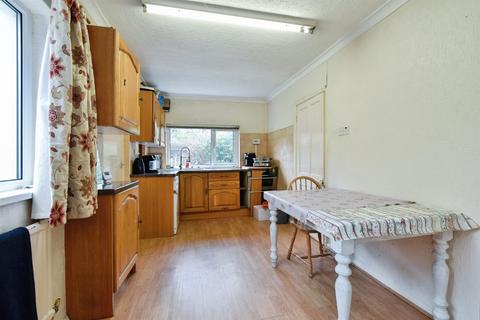 undefined, Ynyslas Crescent, Glynneath, Neath