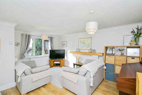 3 bedroom detached house for sale, Llwyn Helig, Kenfig Hill, Bridgend