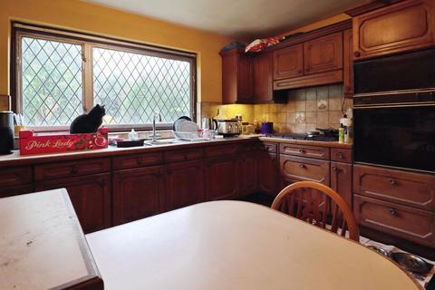 3 bedroom detached house for sale, ., Bridgend