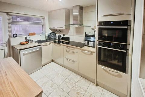 3 bedroom terraced house for sale, Philadelphia Road, PORTHCAWL