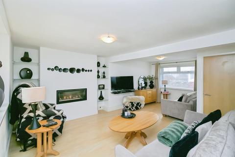 3 bedroom terraced house for sale, Philadelphia Road, PORTHCAWL