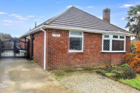 3 bedroom bungalow for sale, Hamtun Gardens, Southampton
