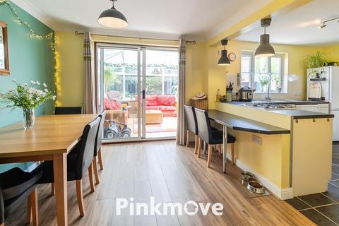 4 bedroom detached house for sale, Snowdrop Lane, Newport NP10