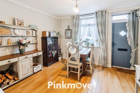 2 bedroom terraced house for sale, Ellick Street, Pontypool NP4