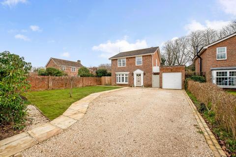 4 bedroom property for sale, Stavely Gardens, Chichester, PO19