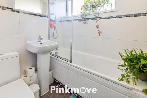 2 bedroom apartment for sale, Fields Park Court, Newport NP20