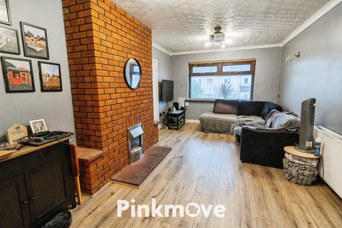 Hillside Drive, Pontypool NP4