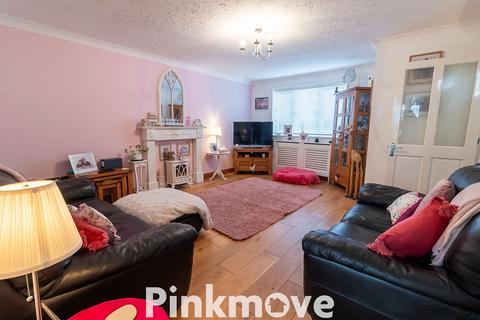 3 bedroom detached house for sale, Gerbera Drive, Newport NP10