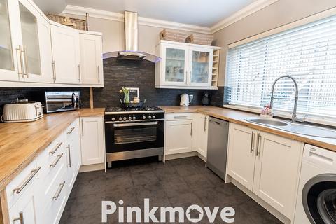 3 bedroom terraced house for sale, Sycamore Crescent, Newport NP11