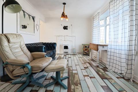 undefined, Fort Road, Lavernock, Penarth