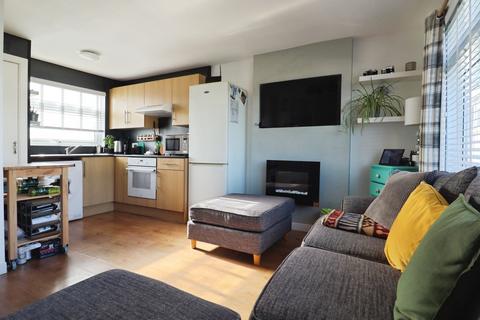 2 bedroom chalet for sale, Fort Road, Lavernock, Penarth