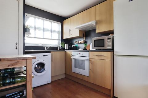 2 bedroom chalet for sale, Fort Road, Lavernock, Penarth