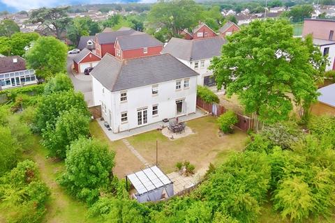 undefined, Cwrt St. Cyres, Penarth