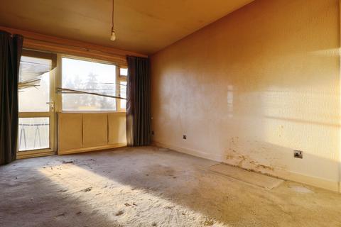 2 bedroom flat for sale, Beach Road, Penarth