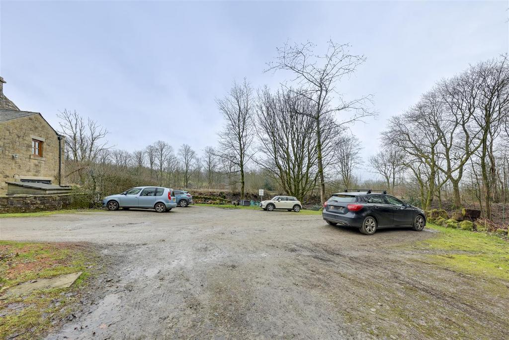 Communal Off Road Parking