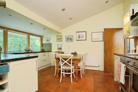 undefined, The Pines, Nash, Cowbridge