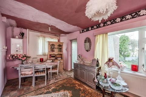 3 bedroom semi-detached house for sale, Beaconsfield Way, Sketty, Swansea