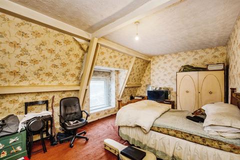 4 bedroom terraced house for sale, Woodlands Terrace, Swansea