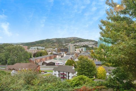 3 bedroom end of terrace house for sale, Pleasant View Terrace, SWANSEA