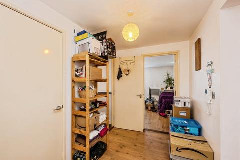 2 bedroom apartment for sale, Princess Way, Swansea