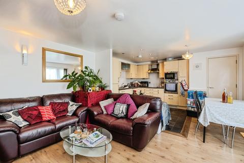 2 bedroom apartment for sale, Princess Way, Swansea