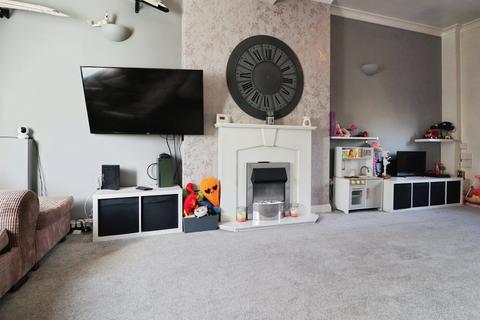 3 bedroom end of terrace house for sale, Mill Street, Tonyrefail, Porth