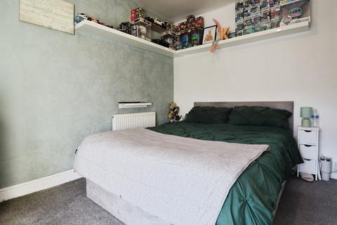 3 bedroom end of terrace house for sale, Mill Street, Tonyrefail, Porth