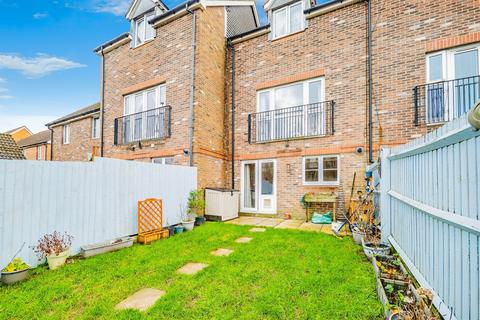3 bedroom townhouse for sale, Nant Y Dwrgi, Llanharan, PONTYCLUN
