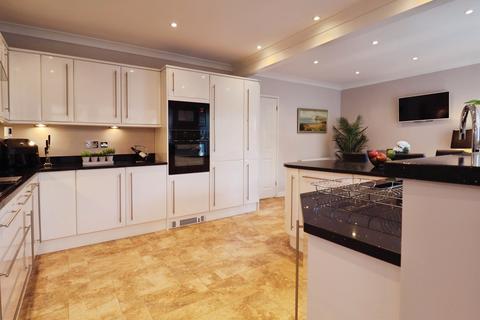 undefined, Penywaun, Efail Isaf, Pontypridd