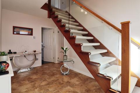 4 bedroom detached house for sale, Penywaun, Efail Isaf, Pontypridd